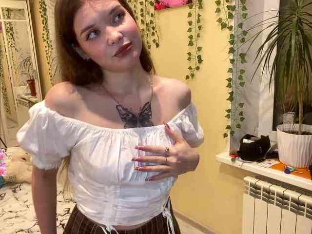 BettieClemence webcam