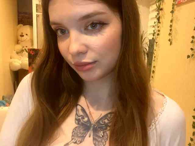 BettieClemence webcam