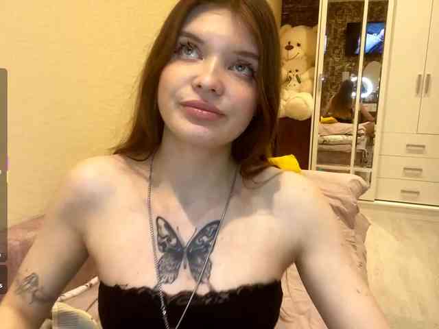 BettieClemence webcam