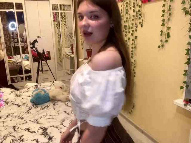 BettieClemence webcam