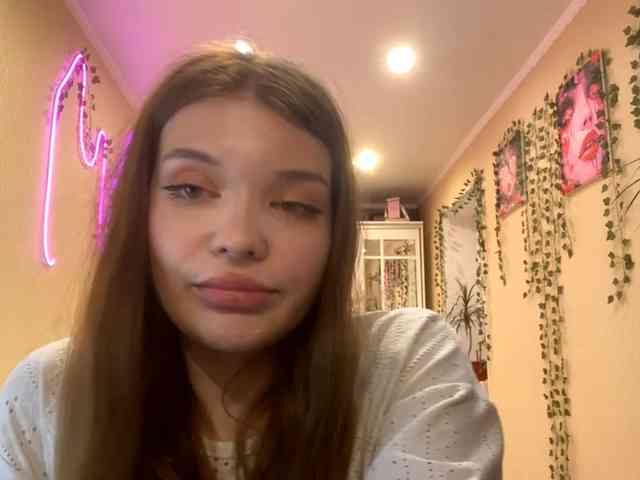 BettieClemence webcam