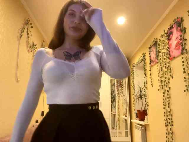 BettieClemence webcam