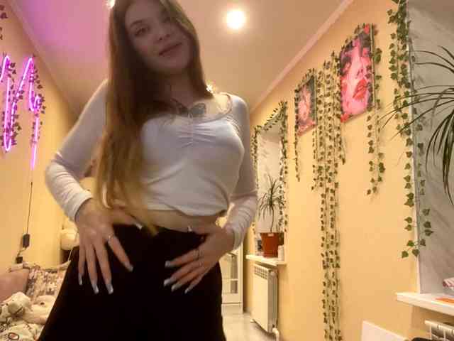 BettieClemence webcam