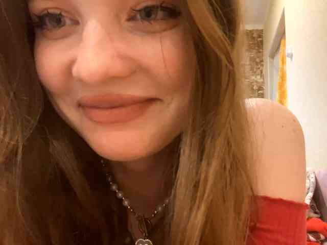 BettieClemence webcam