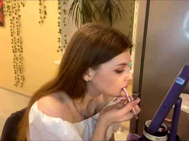 BettieClemence webcam