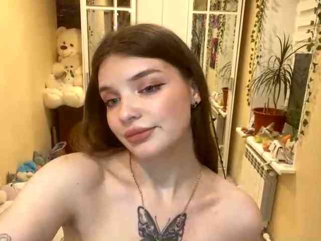 BettieClemence webcam