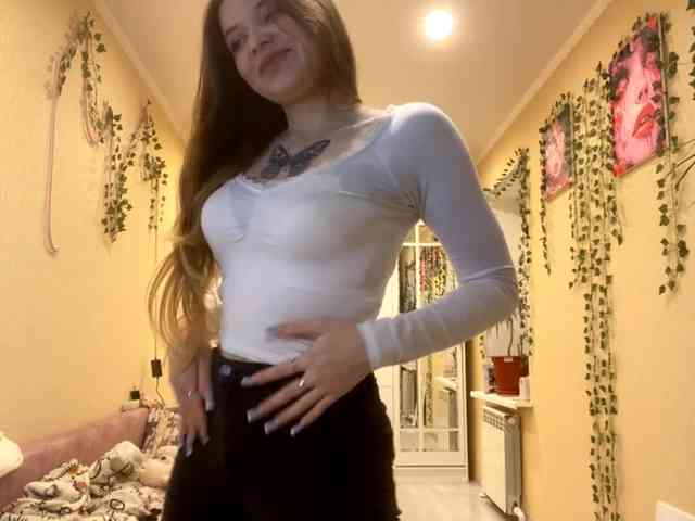 BettieClemence webcam