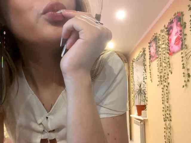 BettieClemence webcam