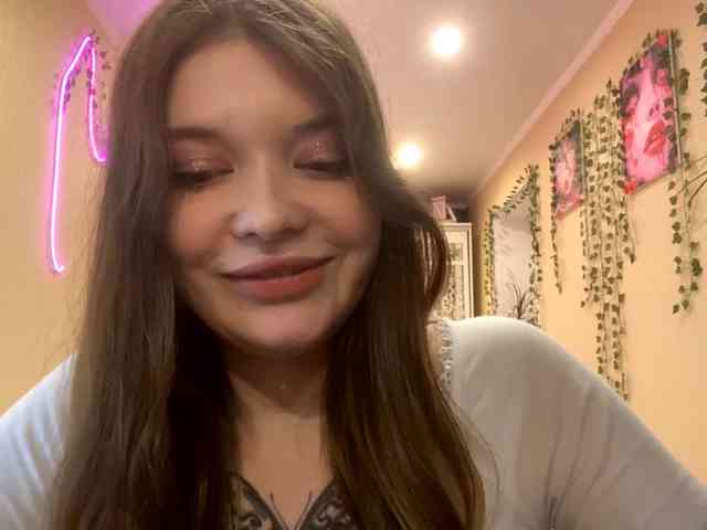 BettieClemence webcam