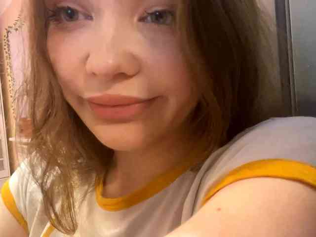 BettieClemence webcam