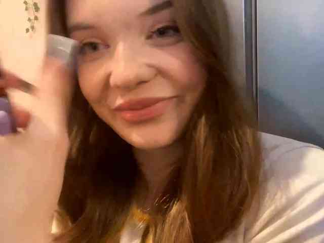 BettieClemence webcam