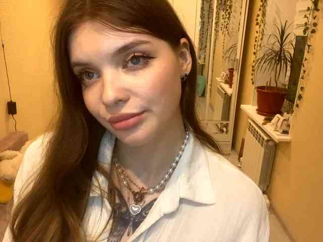 BettieClemence webcam