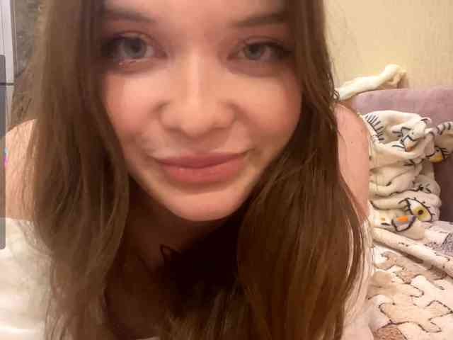 BettieClemence webcam