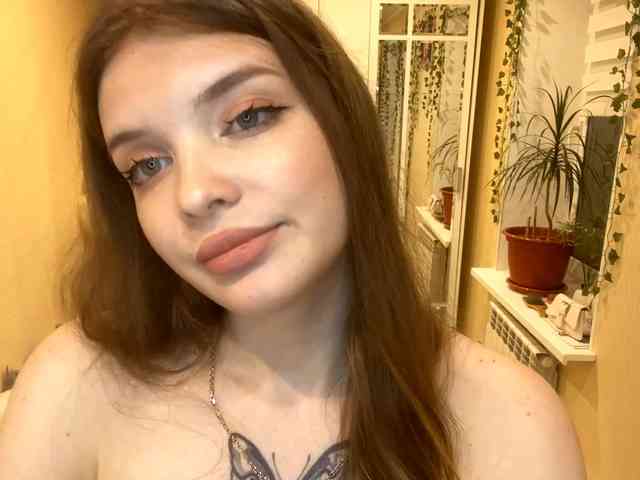 BettieClemence webcam