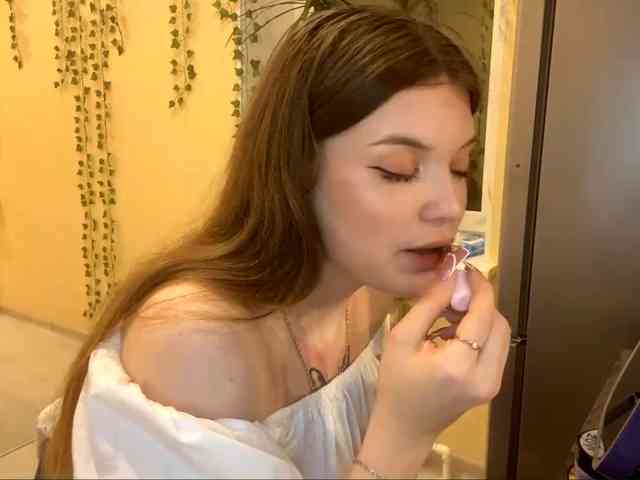 BettieClemence webcam