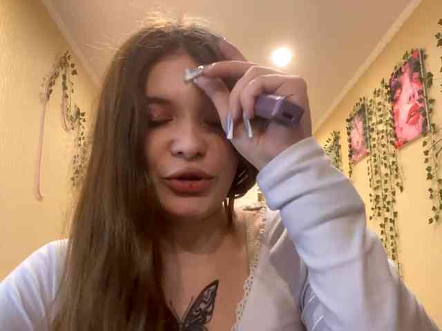 BettieClemence webcam