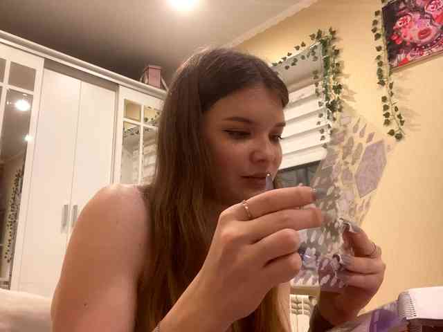 BettieClemence webcam