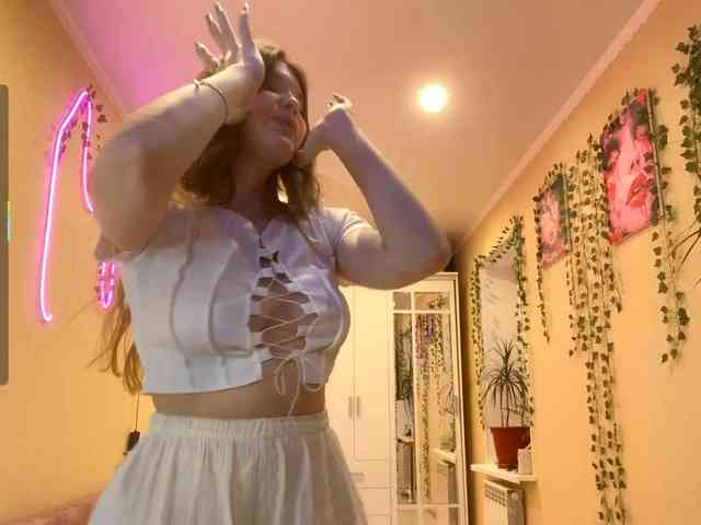 BettieClemence webcam