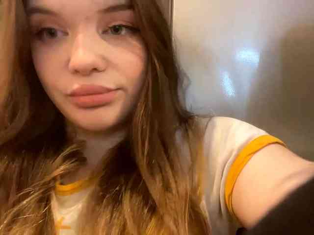 BettieClemence webcam