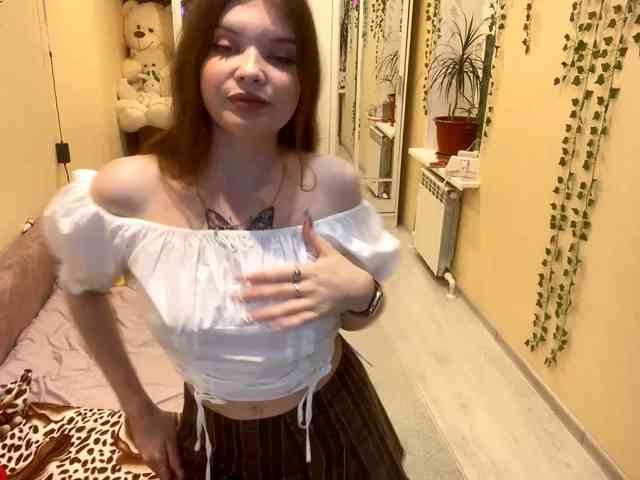 BettieClemence webcam