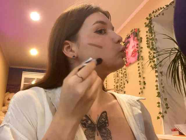 BettieClemence webcam