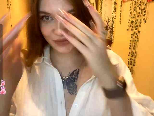 BettieClemence webcam