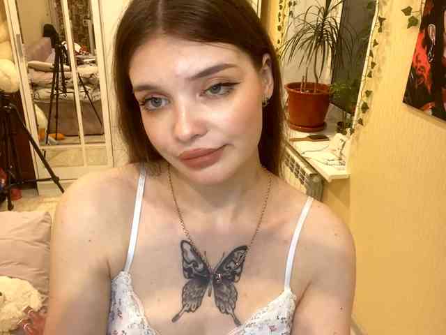 BettieClemence webcam