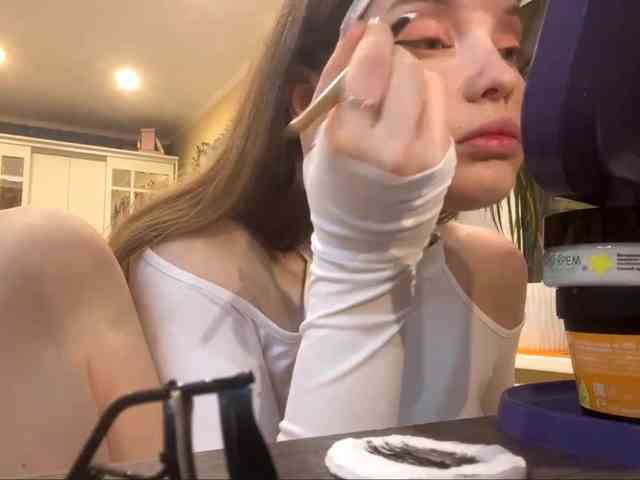 BettieClemence webcam