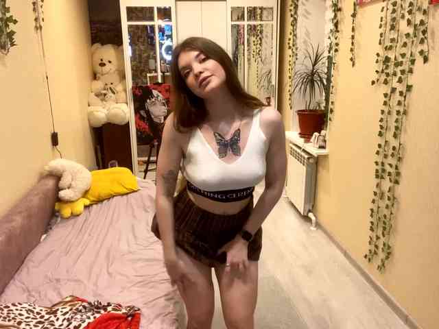 BettieClemence webcam