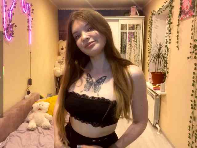 BettieClemence webcam