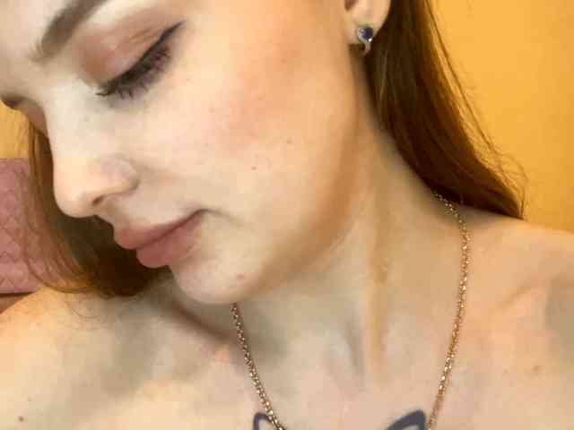 BettieClemence webcam