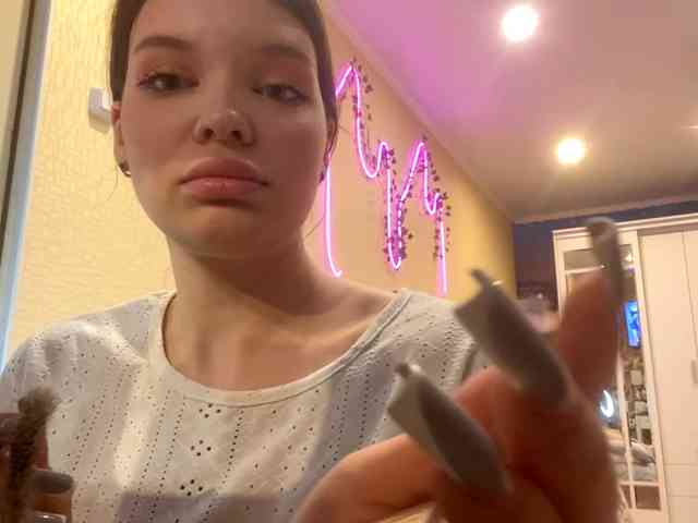 BettieClemence webcam