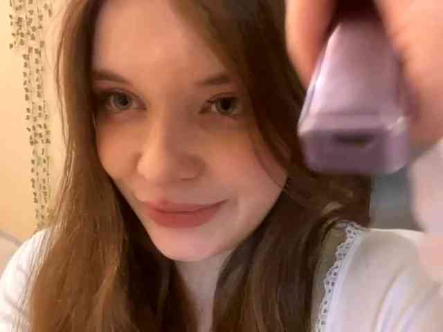 BettieClemence webcam