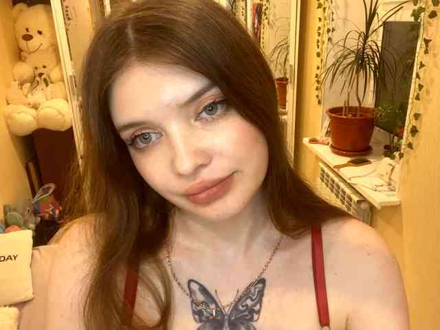 BettieClemence webcam