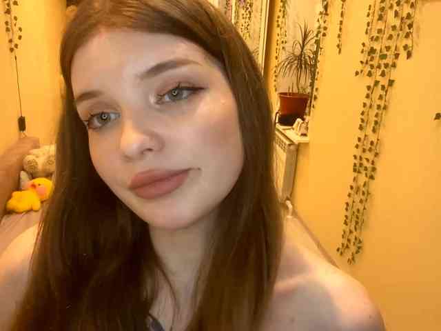 BettieClemence webcam