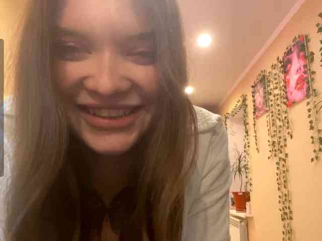 BettieClemence webcam