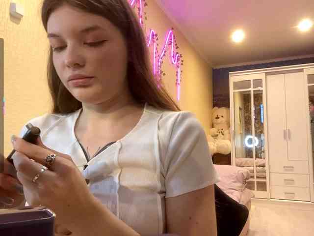 BettieClemence webcam