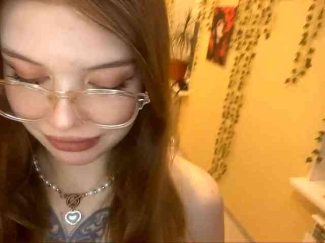 BettieClemence webcam