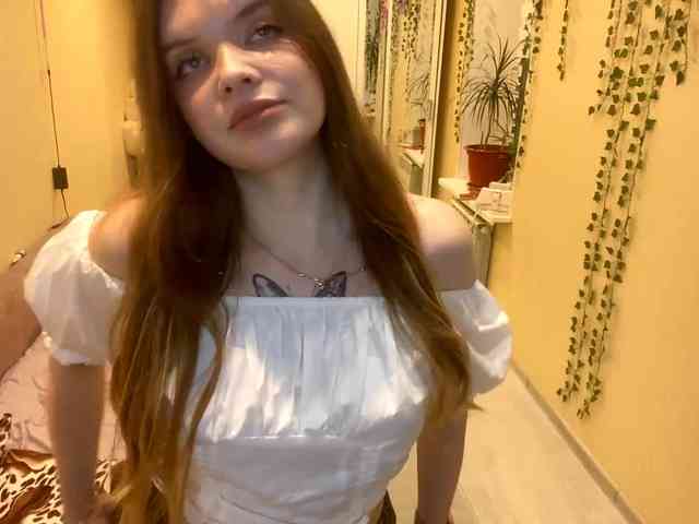 BettieClemence webcam