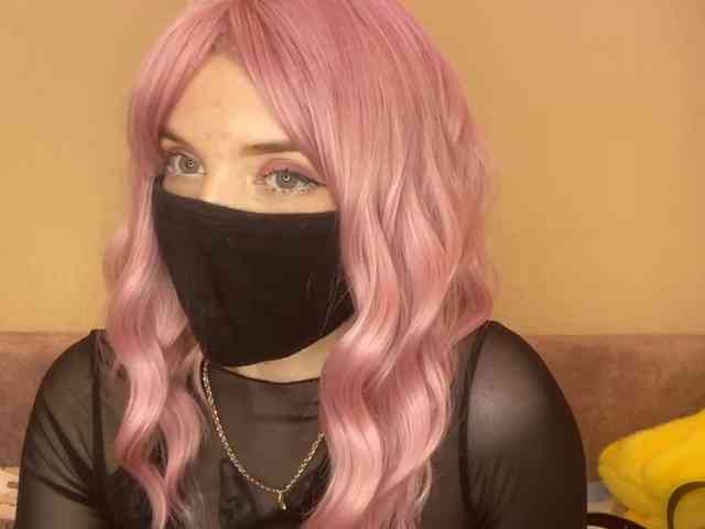 BettieClemence webcam