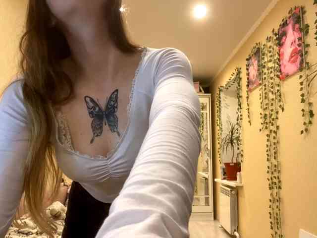 BettieClemence webcam