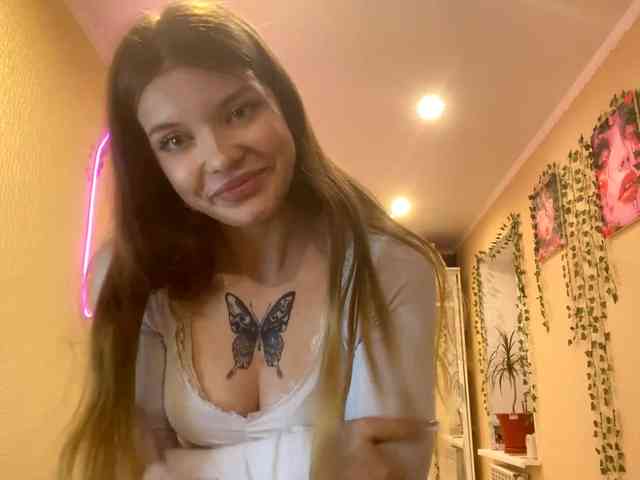 BettieClemence webcam