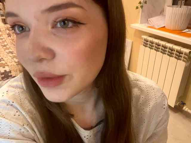 BettieClemence webcam