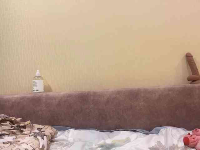 BettieClemence webcam