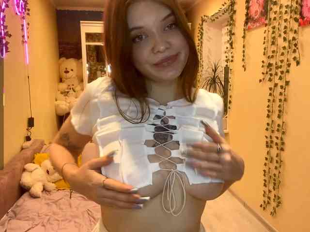 BettieClemence webcam