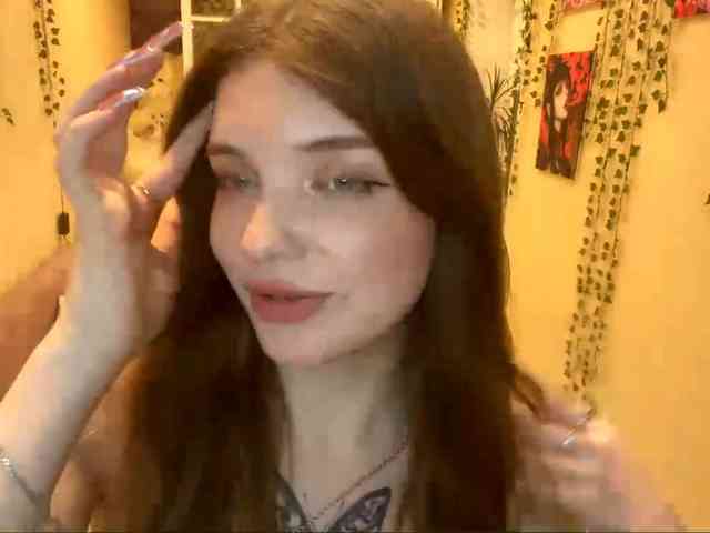 BettieClemence webcam