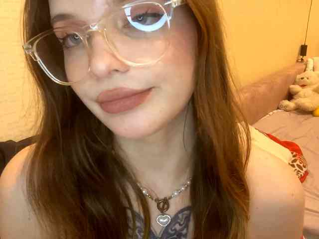 BettieClemence webcam