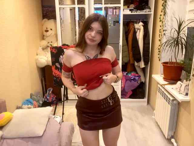 BettieClemence webcam