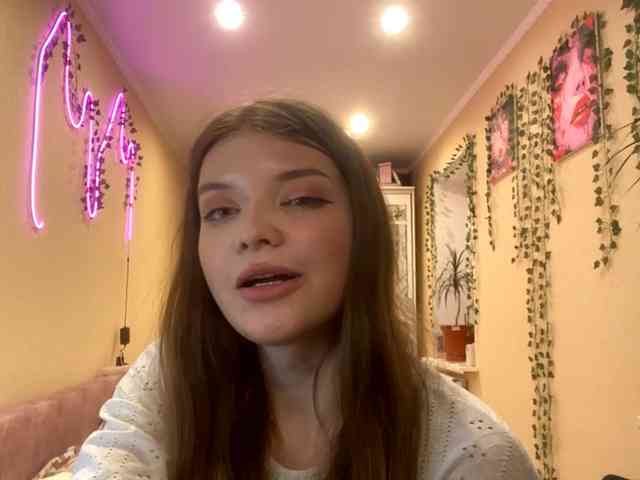 BettieClemence webcam