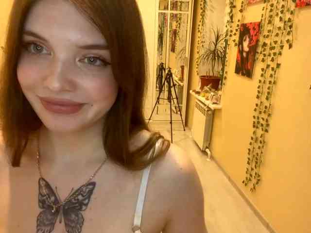 BettieClemence webcam